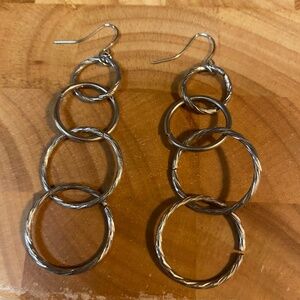 * silver tone dangle ring links earrings 3.5” long fish hooks